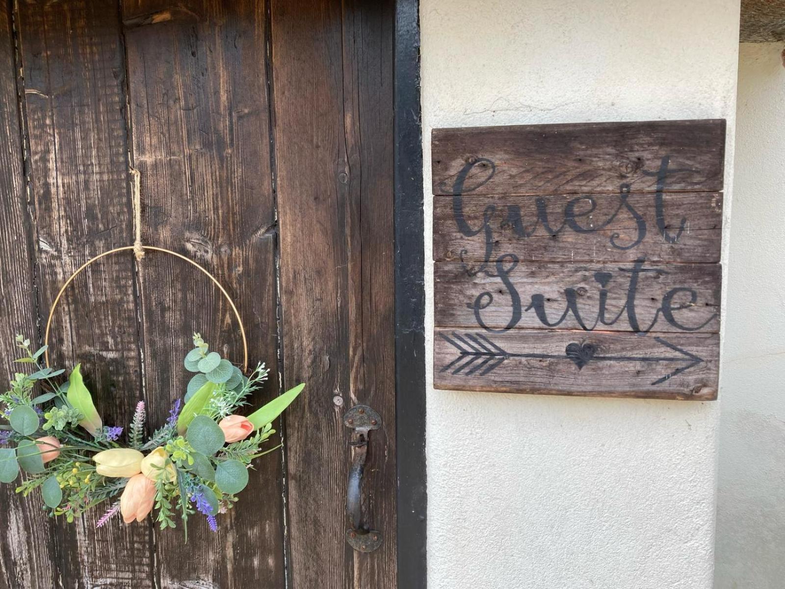 Guest Suite At 31 Little England Milborne Saint Andrew Экстерьер фото